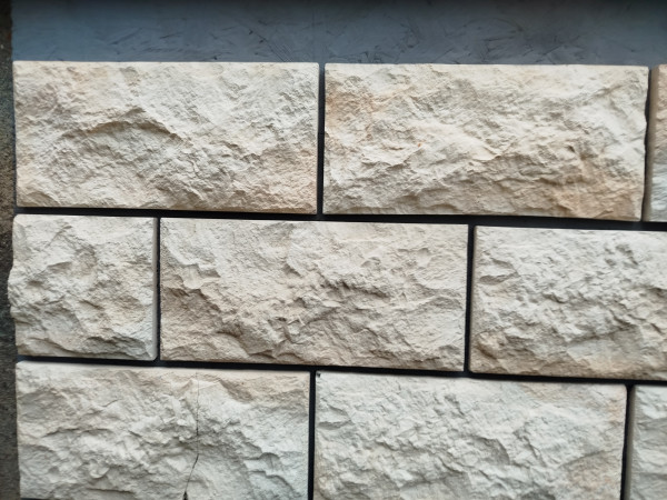 Euroc Decor Son Felsdekor Verblender Riemchen Nr. 10 Ecke creme-nuanciert